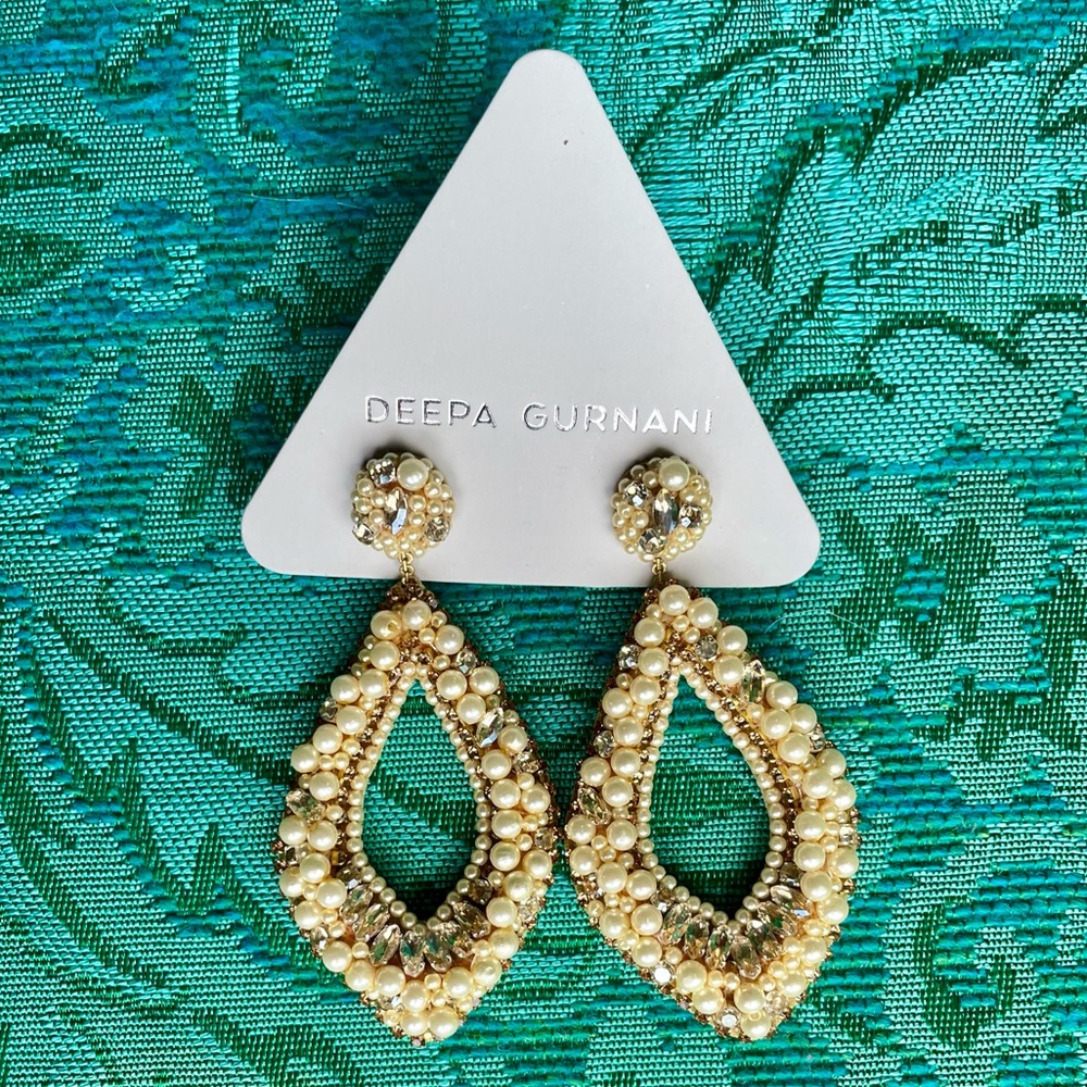 Deepa Gurnani Pearl & Rhinestone Statement Chandelier Earrings Ivory NWT - Picture 6 of 14